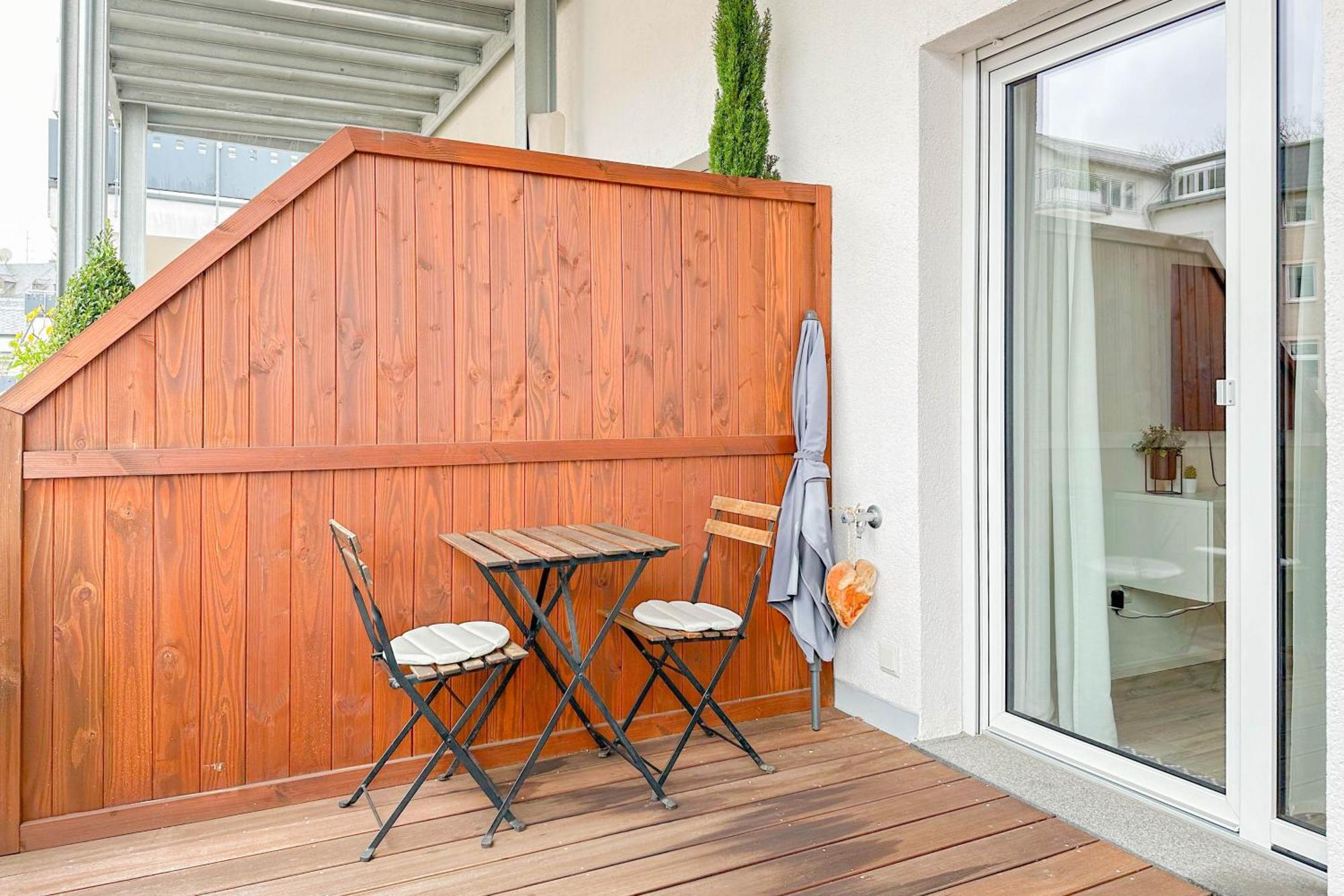 Modernes Trierer Cityloft Mit Grossem Balkon エクステリア 写真